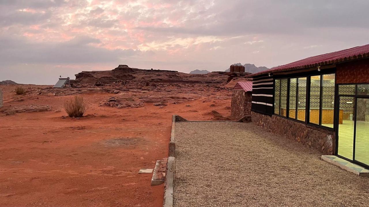 Wadi Rum Bedouin Tour With A Camp 外观 照片